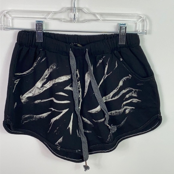 𝅺POL Cosmic Shorts - Picture 1 of 3
